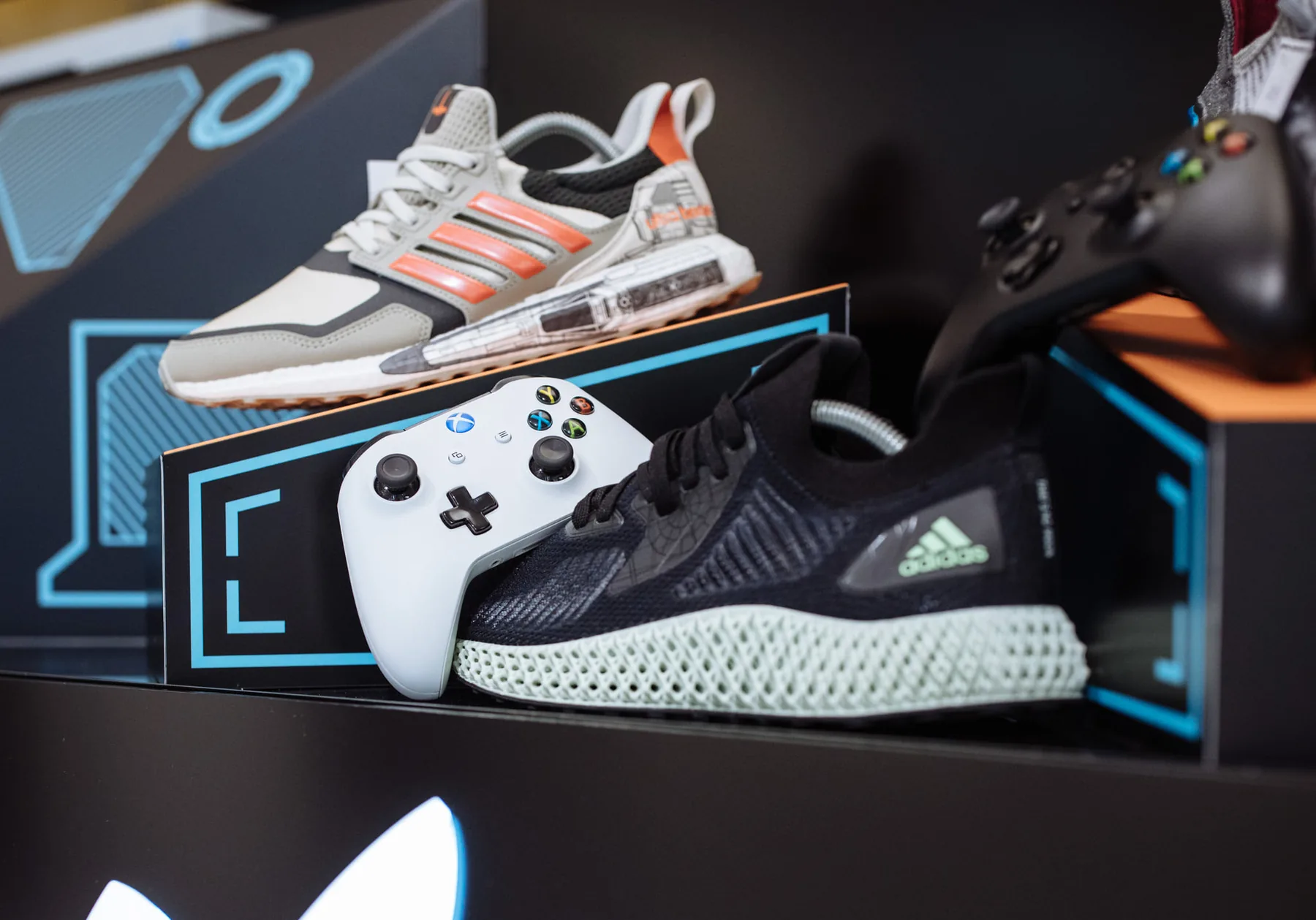 adidas × Xbox w WS2 — produkt / buty i kontroler