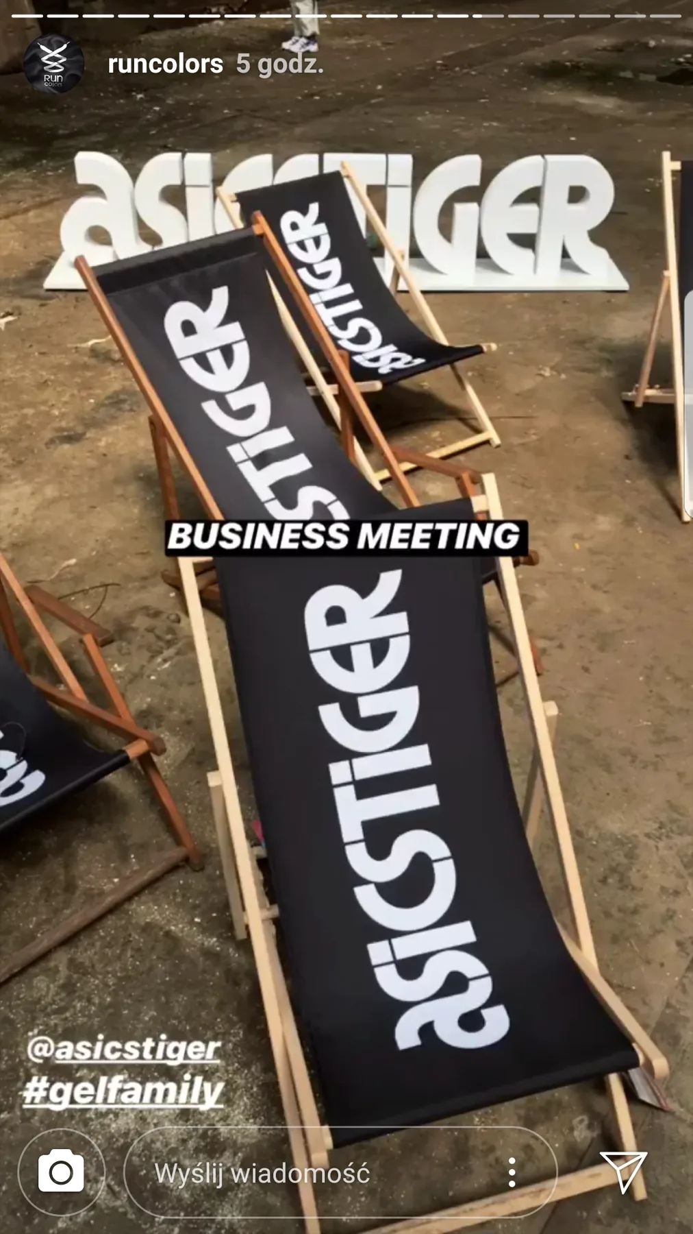 Asics — GEL Family Meeting — branding / przestrzeń
