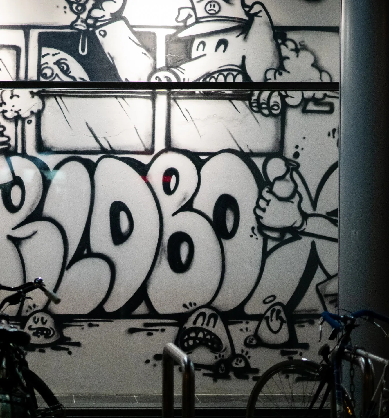 Krik’s World — instalacja / skala pracy